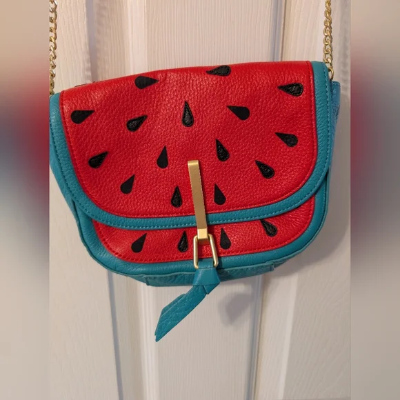 Vera Bradley Designs Watermelon Purse - Picture 2 of 7
